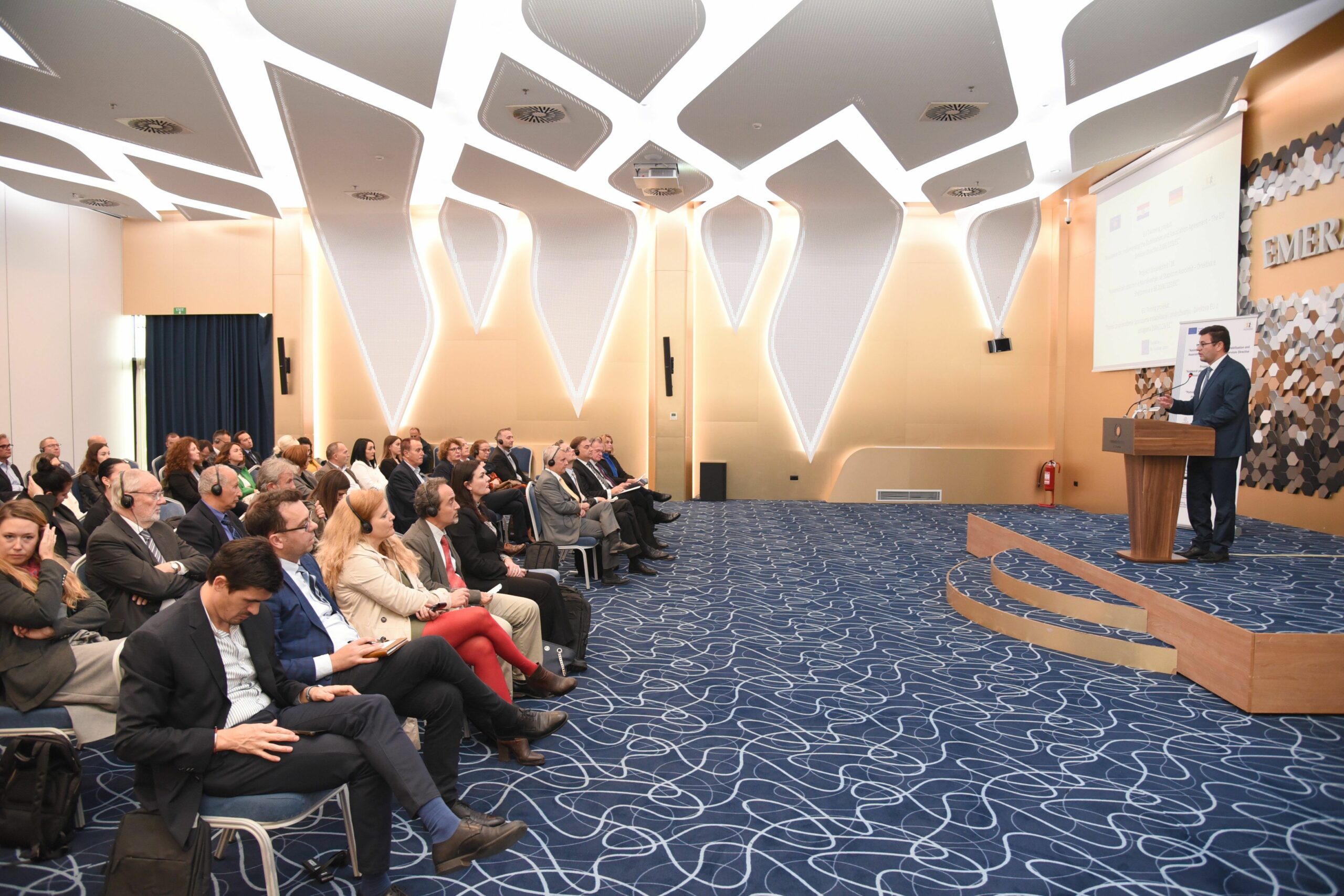 Abschlusskonferenz im Kosovo